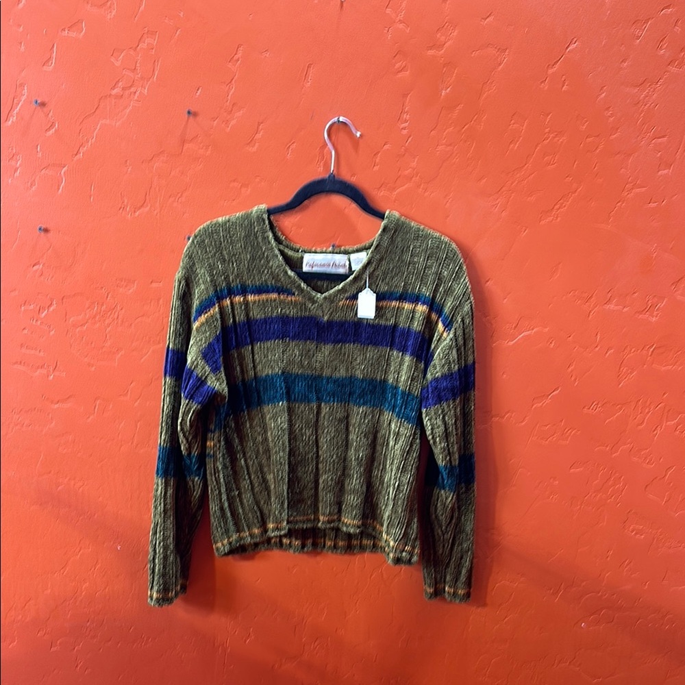 Reference Point Vintage Green and Blue V-Neck Sweater